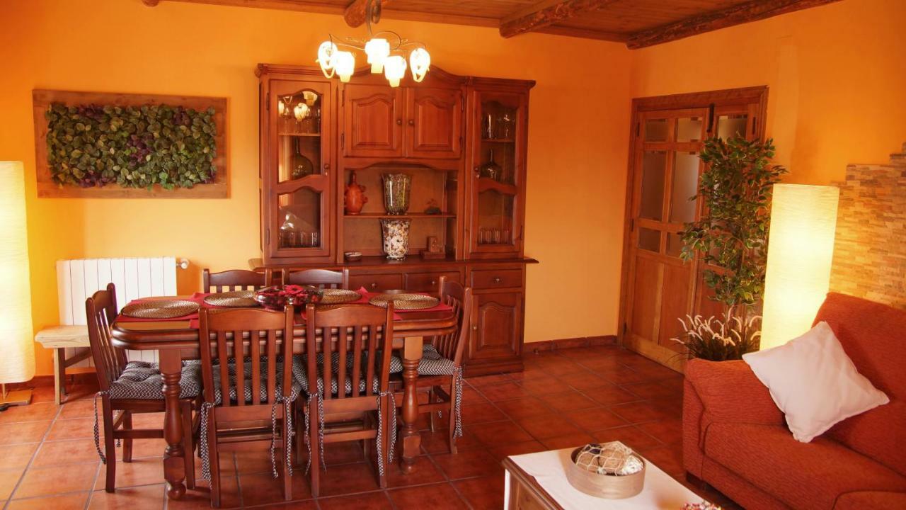 Вілла La Casa De La Abuela Mari Trescasas Екстер'єр фото